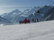Corso di sci sul pendio per esercitazioni Schwazerwiese