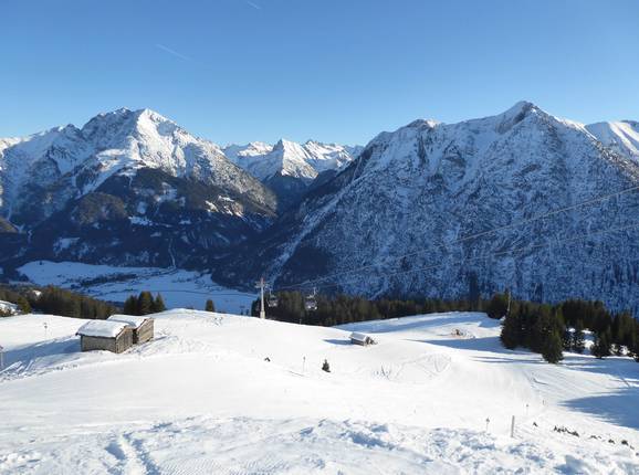 Piste sotto la Jöchelspitze alta 2226 m