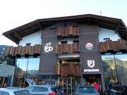 Caffè Unterlercher alla stazione a valle di Fügen