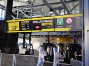 Informazioni all’ingresso della Spieljochbahn alla stazione intermedia