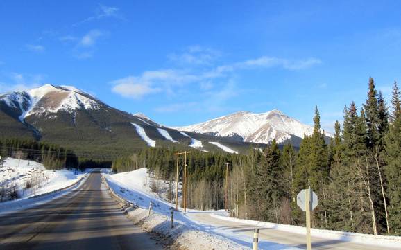 Kananaskis Range: Accesso nei comprensori sciistici e parcheggio – Accesso, parcheggi Nakiska