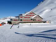 Al Jochpass si può anche pernottare.