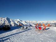 Lettini prendisole presso l’Altibar 007