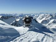 Cannone della neve con vista panoramica