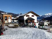 Casa per gruppi direttamente alla stazione a valle Waltensburg