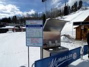 Tabellone informativo alla stazione a valle