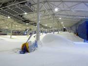 Lancia da neve nella ski hall SNØ vicino a Oslo