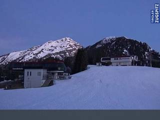 Sonnalmbahn Bergstation