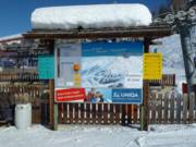 Pannello informativo nella stazione intermedia